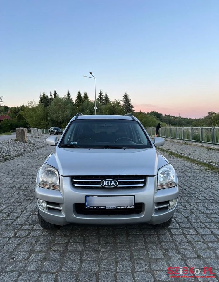 2004' Kia Sportage photo #2