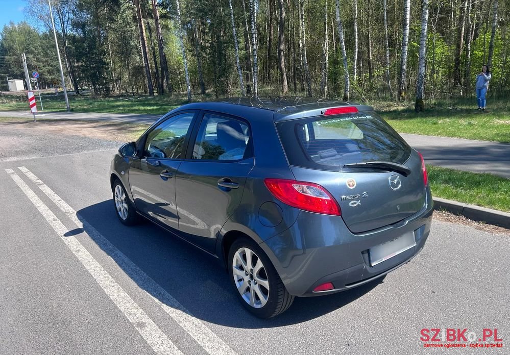 2009' Mazda 2 1.5 Sport photo #5