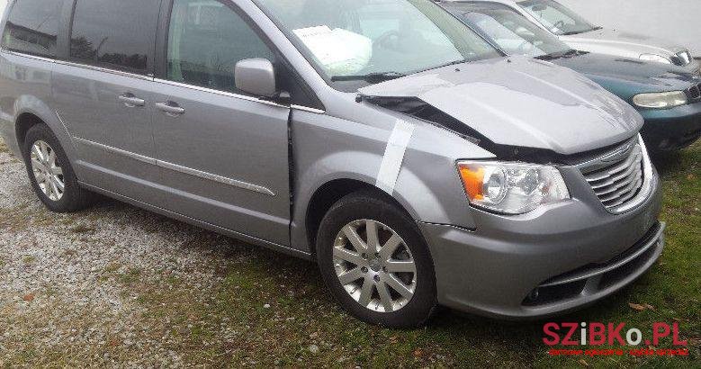 2014' Chrysler photo #2