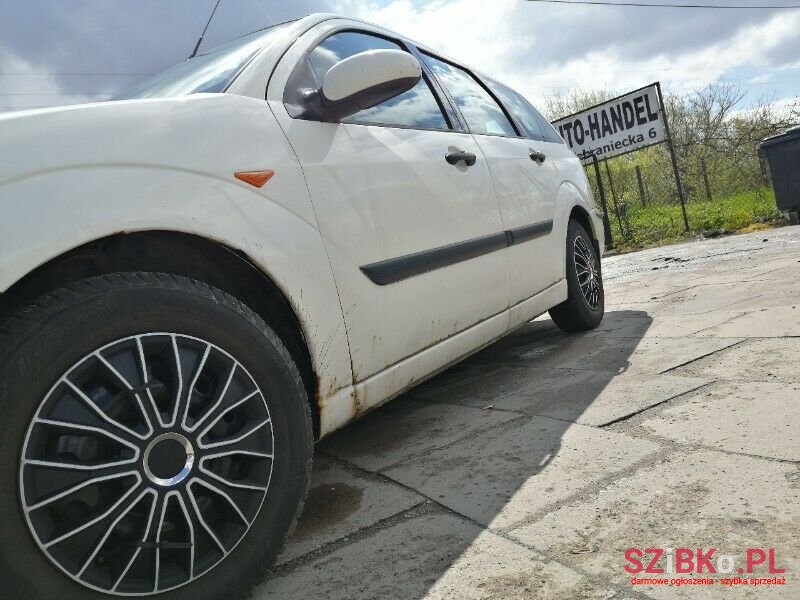 2003' Ford Focus photo #2