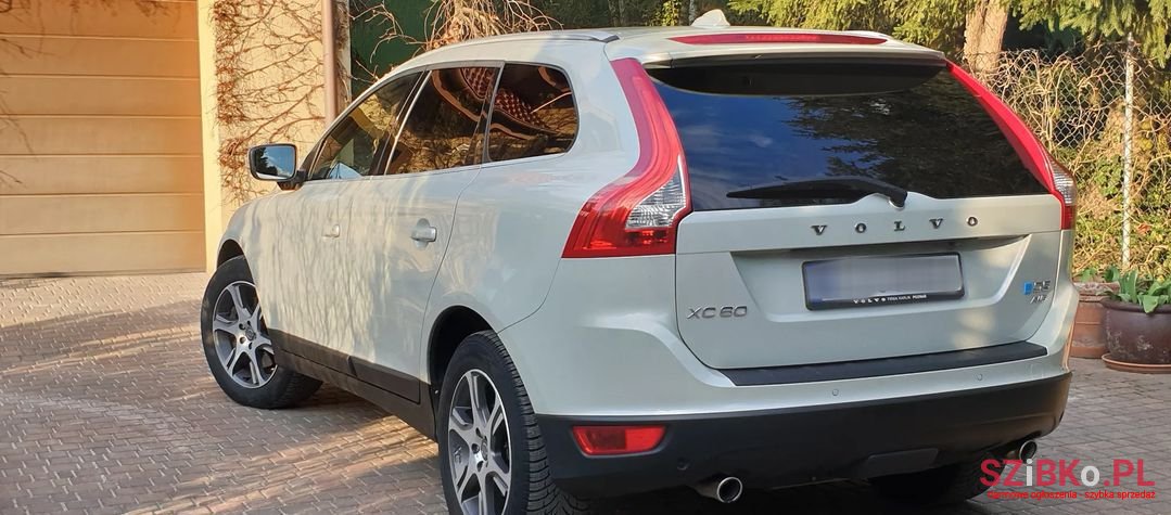 2011' Volvo Xc 60 photo #3