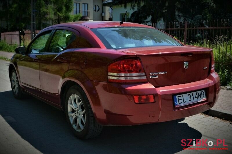 2011' Dodge Avenger photo #2