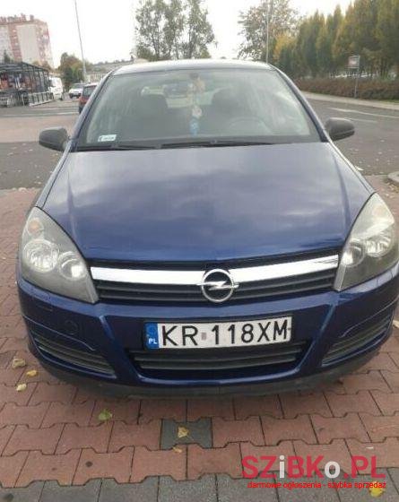 2006' Opel Astra photo #1