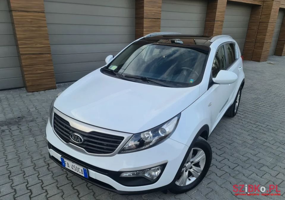 2011' Kia Sportage photo #3