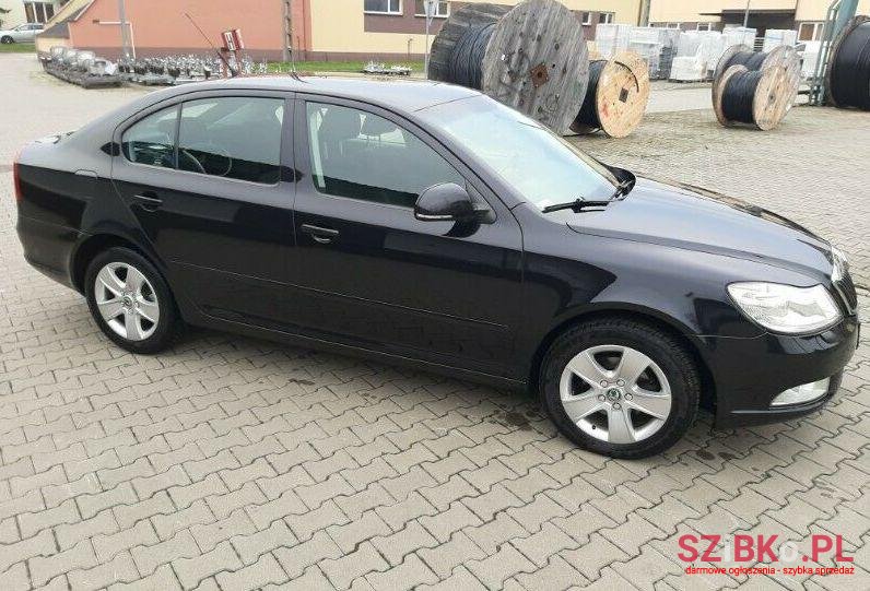 2009' Skoda Octavia photo #1