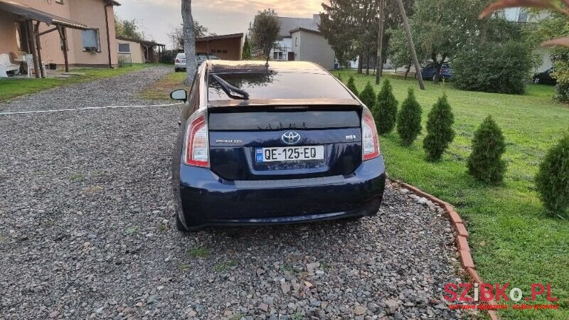 2012' Toyota Prius photo #4