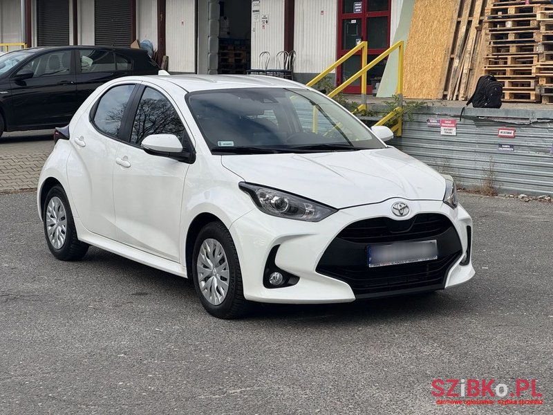 2021' Toyota Yaris 1.5 Comfort photo #1