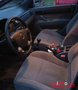 2007' Chevrolet Lacetti photo #2