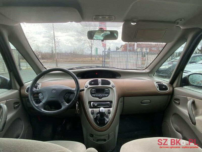 2003' Citroen Xsara Picasso photo #5