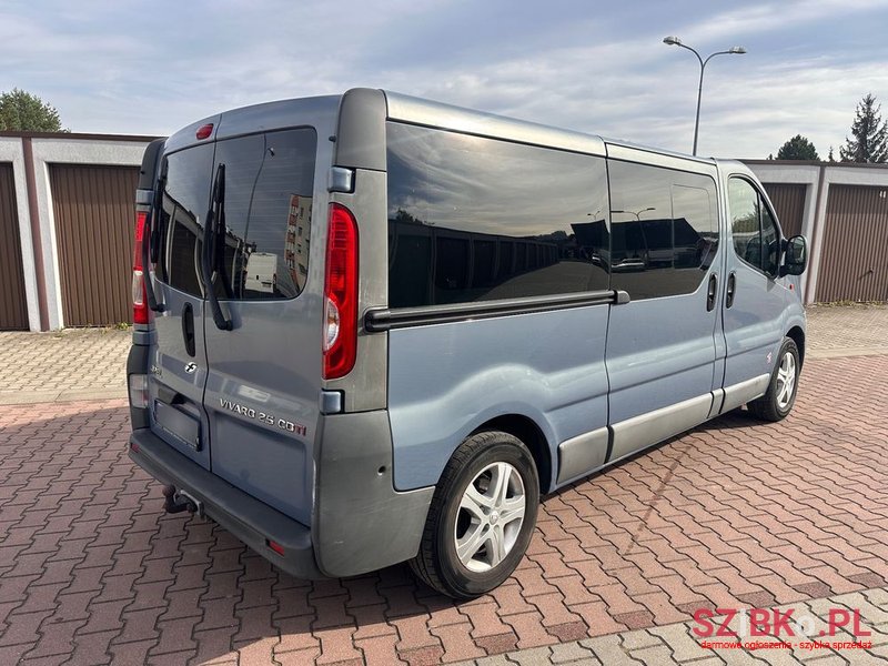 2008' Opel Vivaro 2.5 Cdti L1H1 photo #6