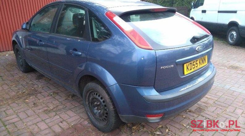 2005' Ford Focus photo #2