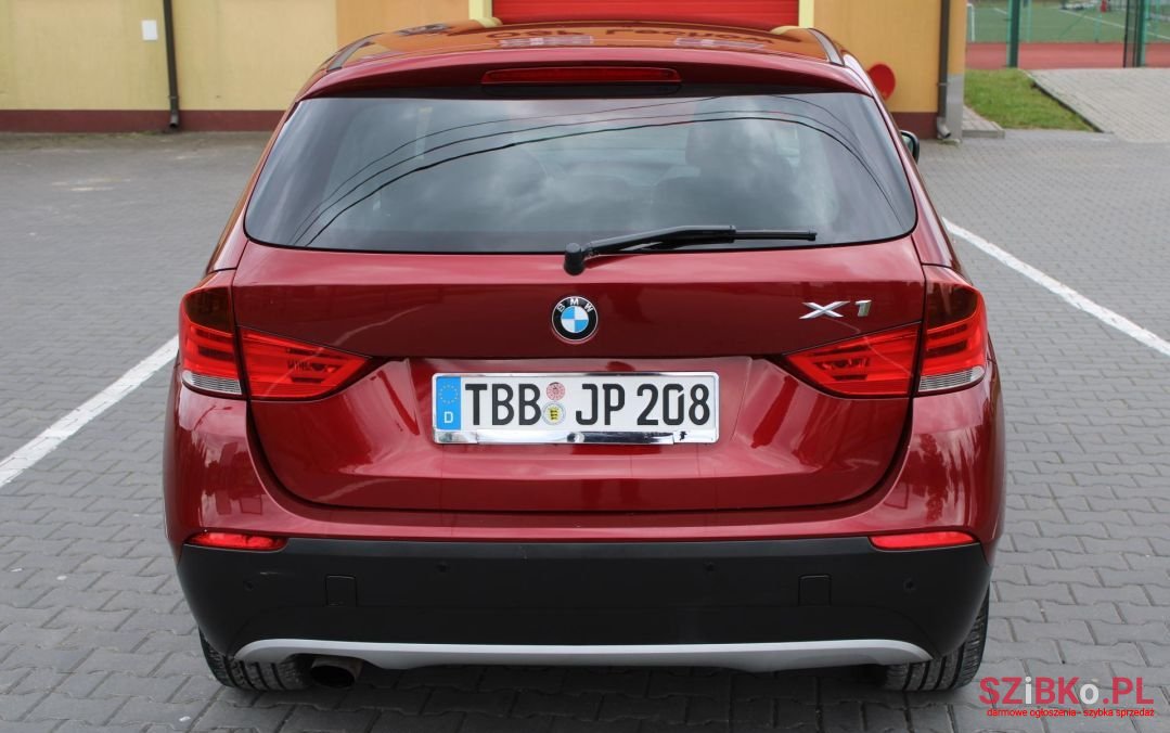 2011' BMW X1 photo #6