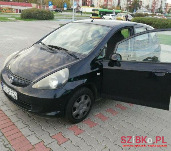 2004' Honda Jazz photo #1