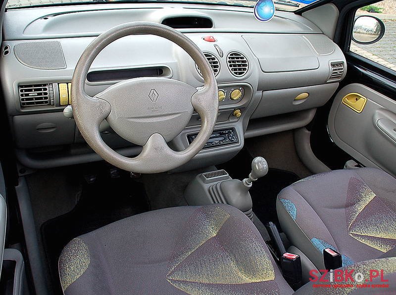 1999' Renault Twingo photo #2