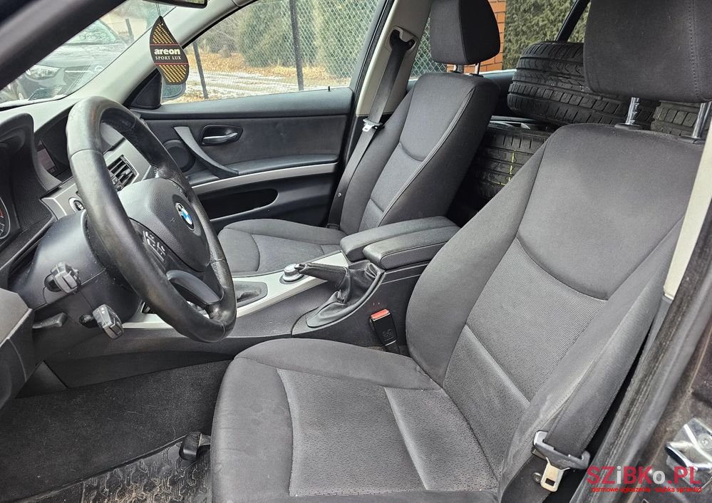 2007' BMW 3 Series 320I photo #6