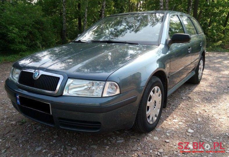 2003' Skoda Octavia photo #1