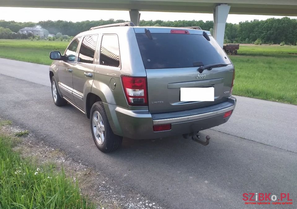 2006' Jeep Grand Cherokee photo #5