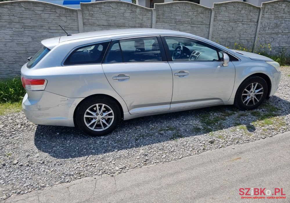 2011' Toyota Avensis 2.0 D-4D Luna photo #4