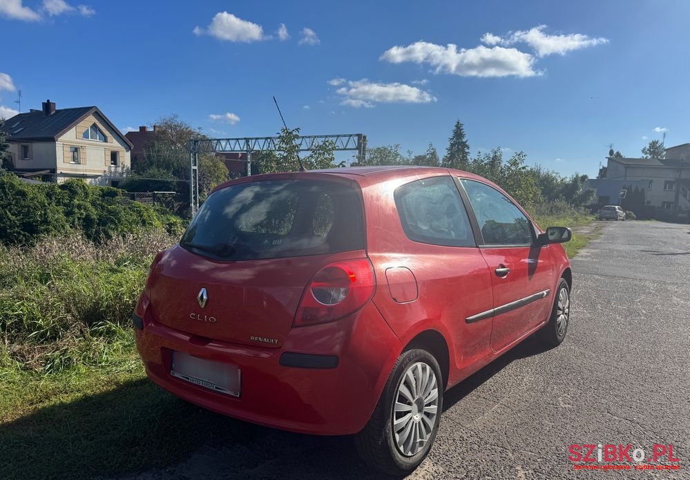 2005' Renault Clio 1.2 16V Galileo photo #5