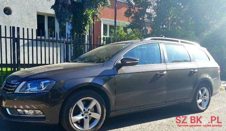 2014' Volkswagen Passat photo #1