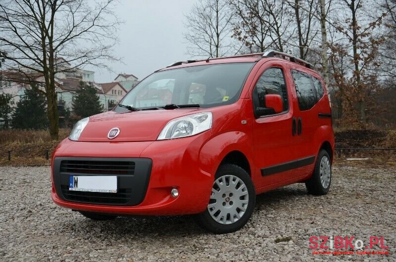 2015' Fiat QUBO photo #2