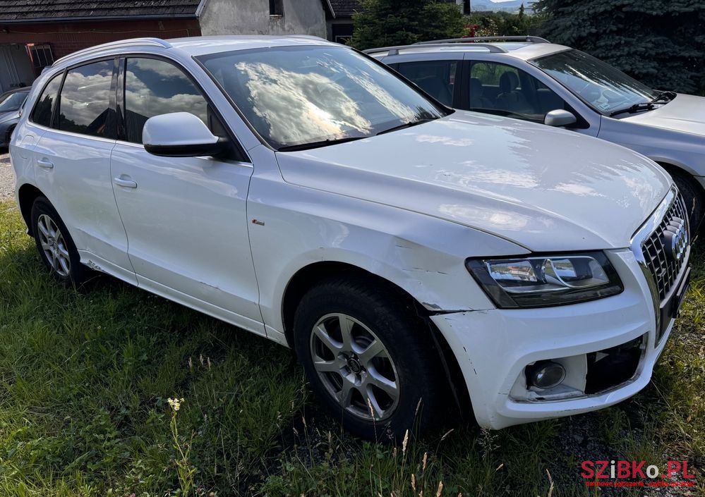 2010' Audi Q5 photo #2