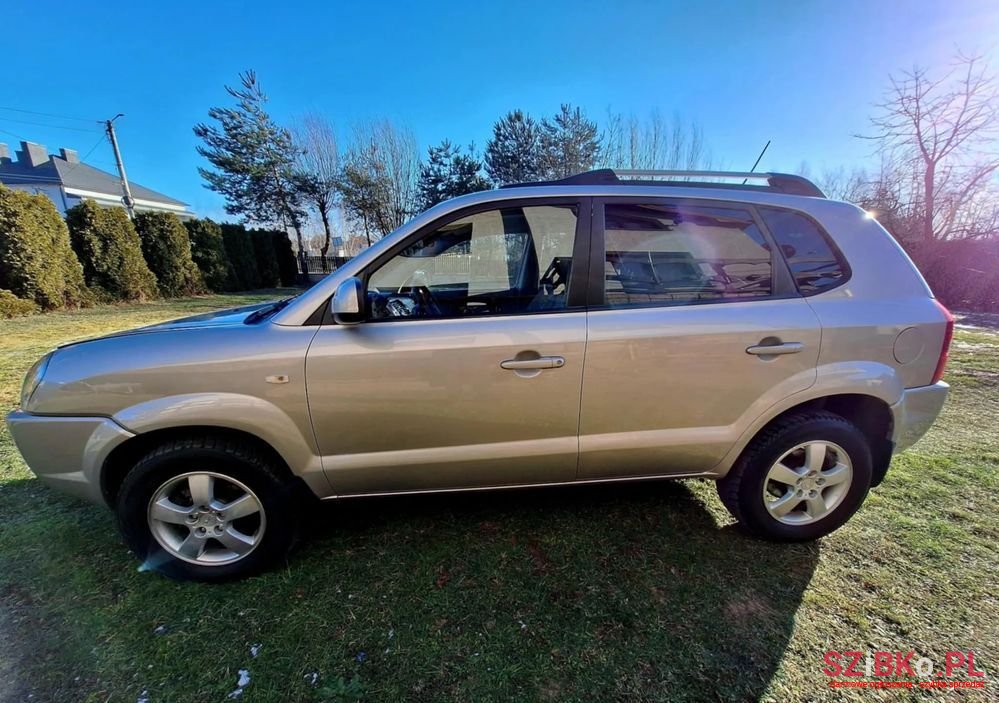 2008' Hyundai Tucson photo #2