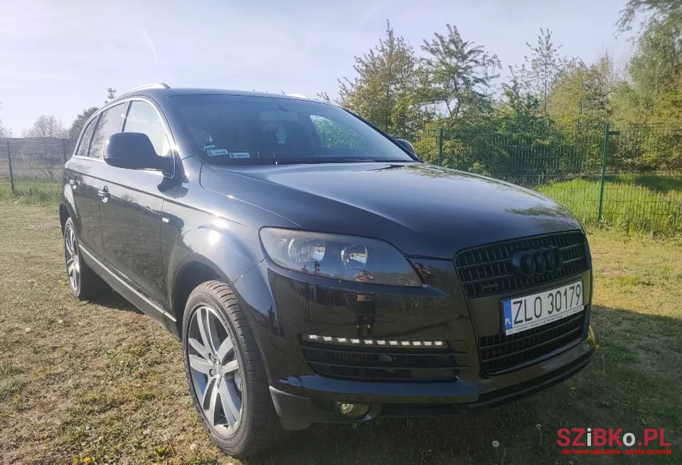 2007' Audi Q7 photo #6