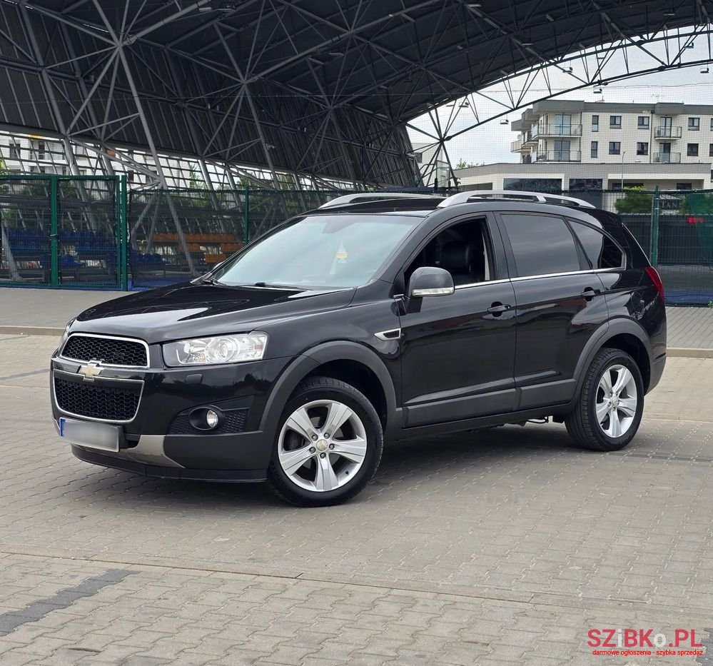 2012' Chevrolet Captiva 2.2 Diesel 2Wd Lt+ photo #3
