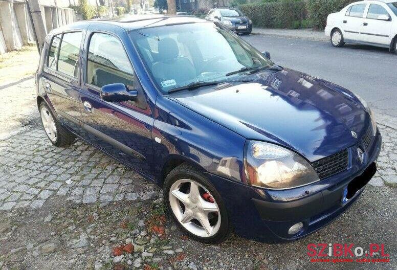 2004' Renault Clio photo #1