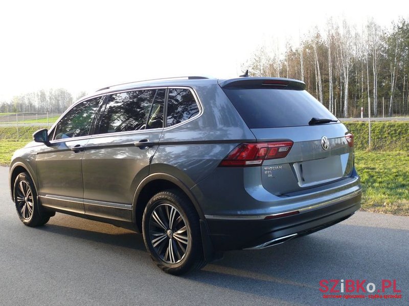 2018' Volkswagen Tiguan Allspace photo #1