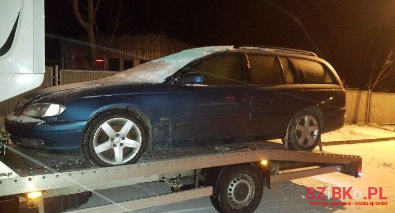 2001' Opel Omega photo #1