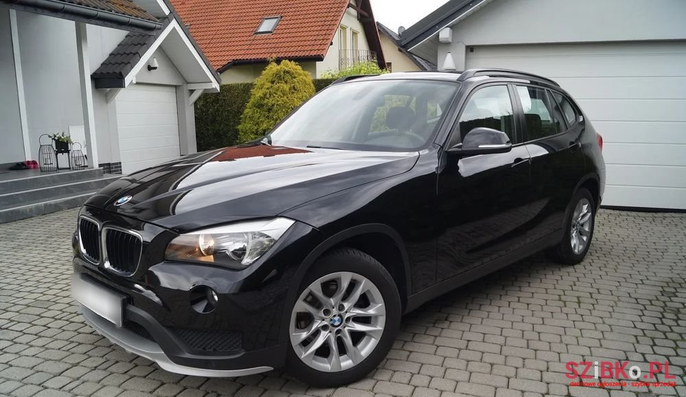 2015' BMW X1 Sdrive18I photo #2