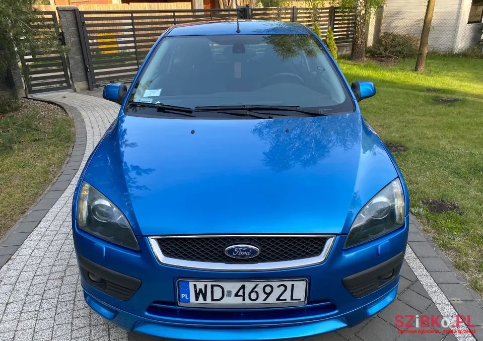 2005' Ford Focus photo #1