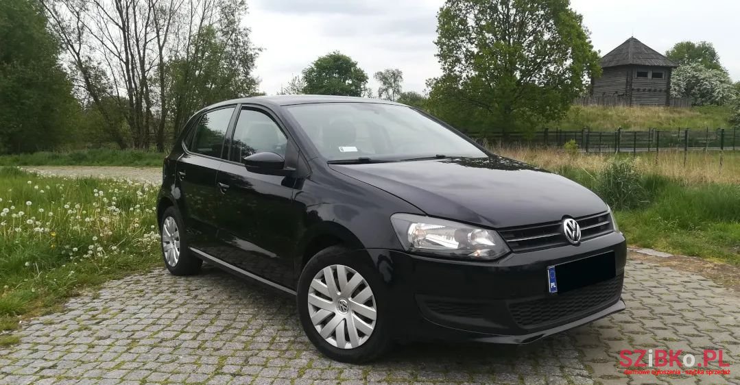2012' Volkswagen Polo photo #3