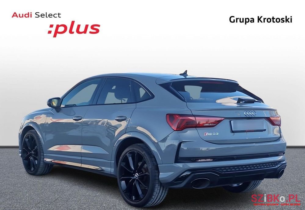 2021' Audi RS Q3 Sportback photo #3