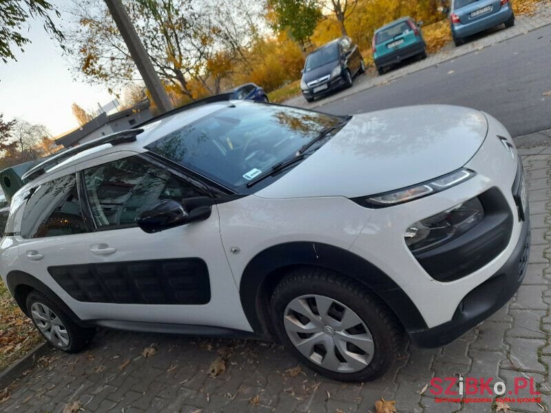 2016' Citroen C4 Cactus photo #3