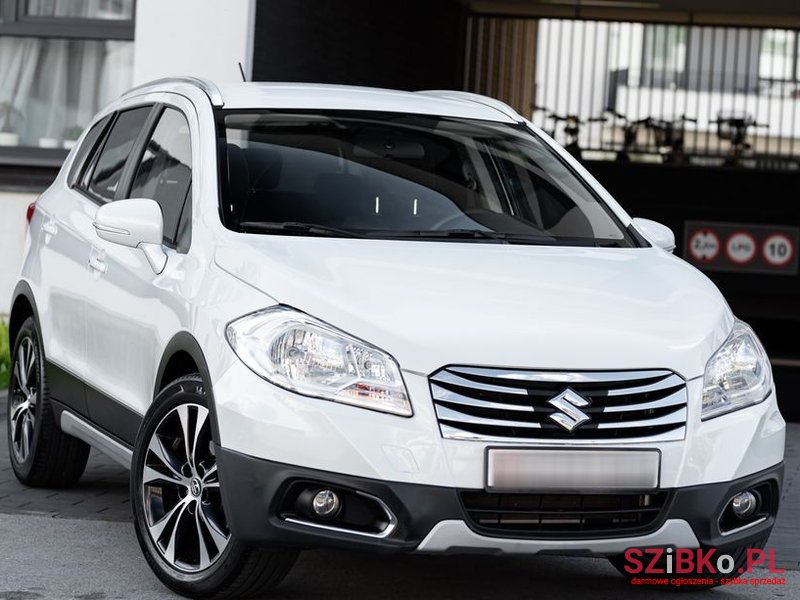 2015' Suzuki SX4 S-Cross photo #1