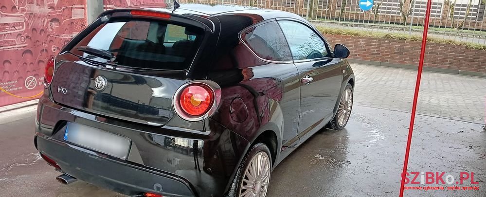 2009' Alfa Romeo MiTo photo #5