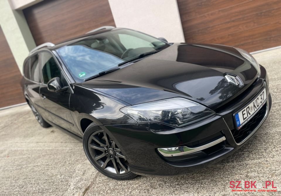 2014' Renault Laguna photo #5