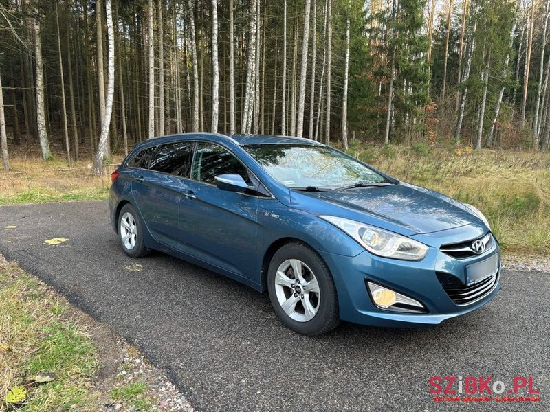 2012' Hyundai i40 photo #3