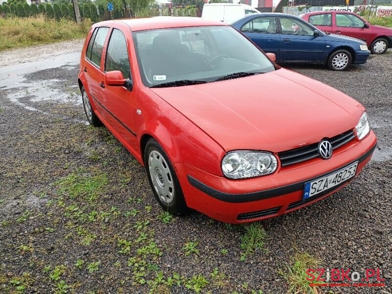 1998' Volkswagen Golf photo #1