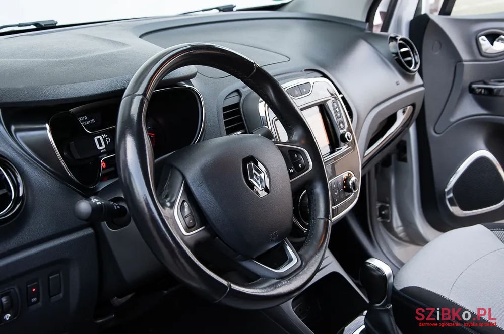 2016' Renault Captur Energy photo #4