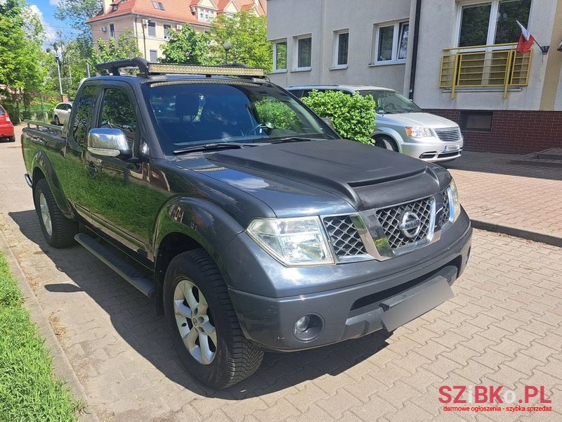 2009' Nissan Navara 2.5 D Fe photo #2