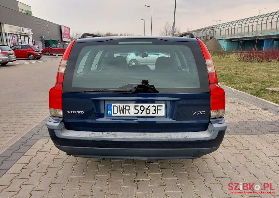 2002' Volvo V70 photo #3