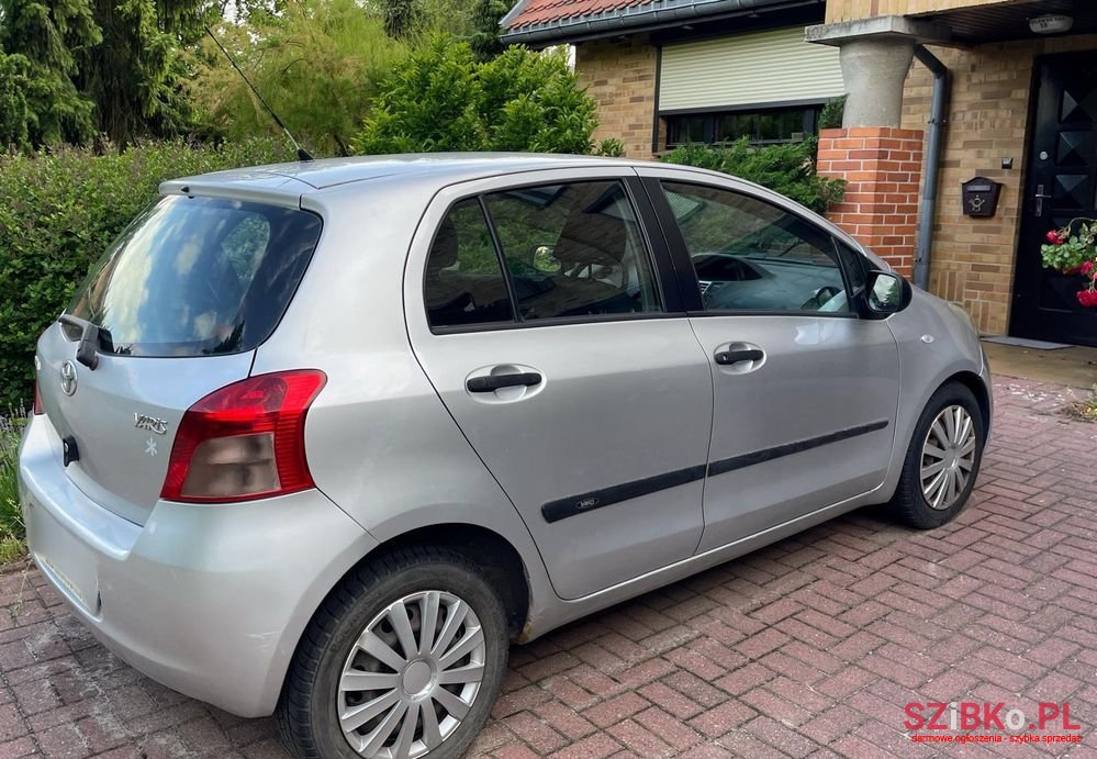 2006' Toyota Yaris photo #4