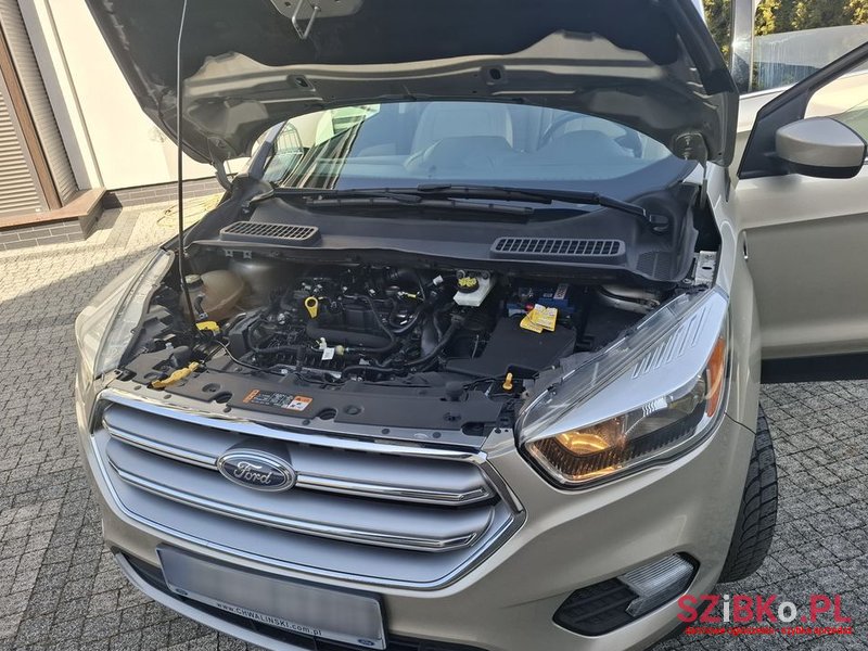 2017' Ford Escape photo #2