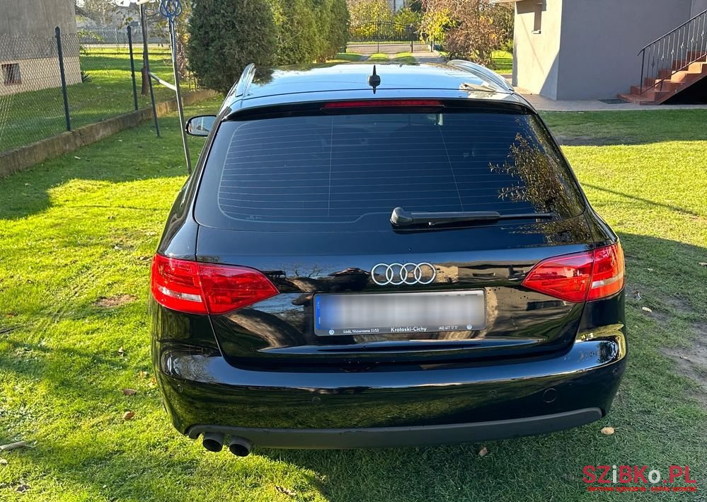 2009' Audi A4 2.0 Tdi E photo #6