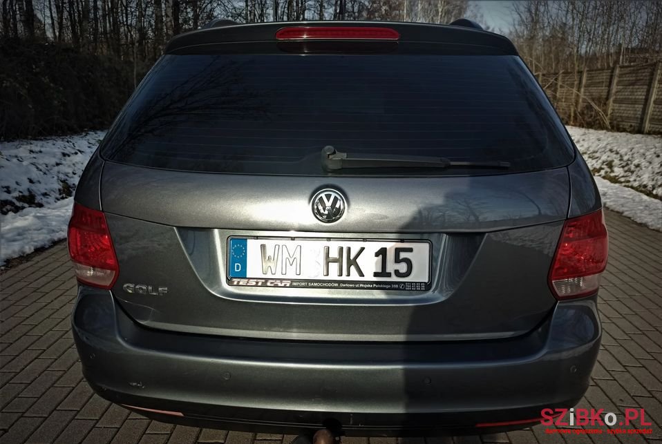 2008' Volkswagen Golf photo #5