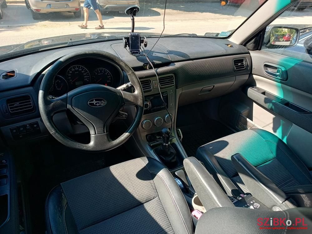 2004' Subaru Forester photo #3